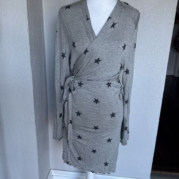 NWT Jenni Robe Soft Gray With Stars Tie Waist (MSRP $46) - Picture 1 of 5